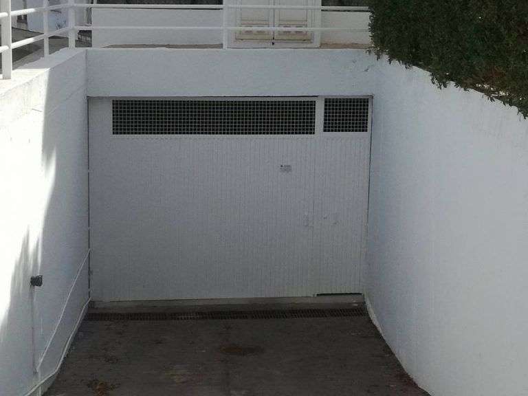 Esmaltado de hierro en blanco y Revestimiento de fachada - Pinturas el